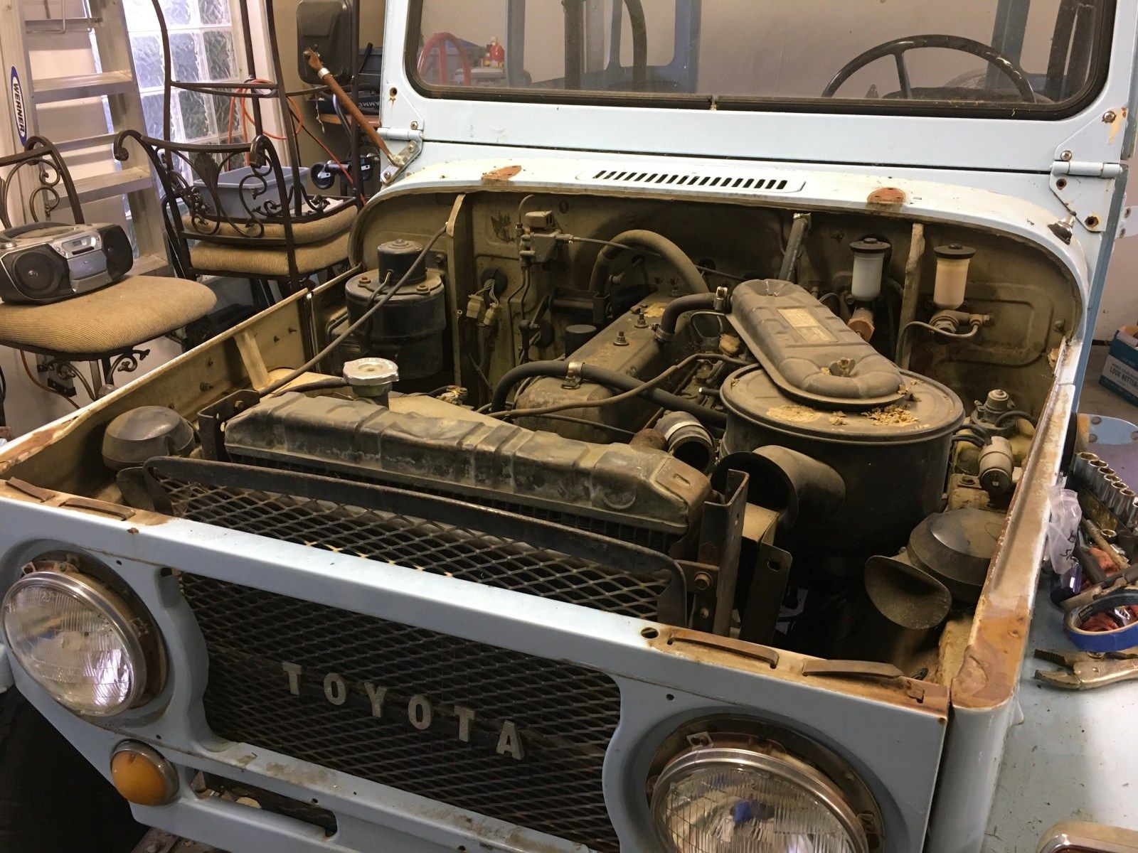 Episode 4 & 5: Removing the Hood and Bezel